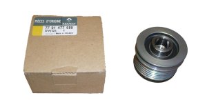 Rueda del alternador 7701477689 Renault Megane II 1.4 16V/ 1.6 16V Original Nueva