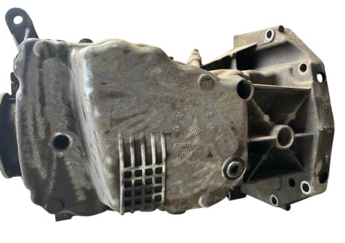Cárter de aceite 1,5 Dci 1,4 1,6 16v 8200318813 Renault Original de segunda mano