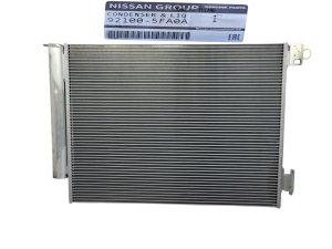 Condensador de aire acondicionado 921005FA0A Renault Clio V 1.3TCE Original