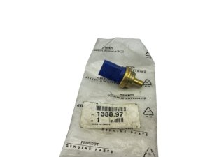 Sensor de temperatura del agua 1338.97  133897 Citroën Peugeot Original Nuevo
