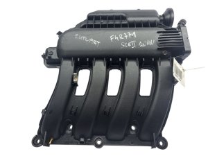 Colector de admisión 2.0 16V 8200144194 F4R771 Automático Renault Scenic II  Usado Original