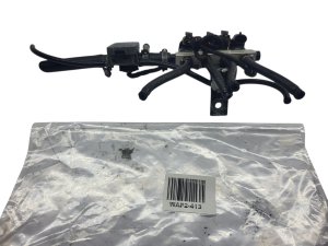 Riel de inyección 2.0 16V F4R 67R-010973 ACW01 4 cilindros  Renault Original usado