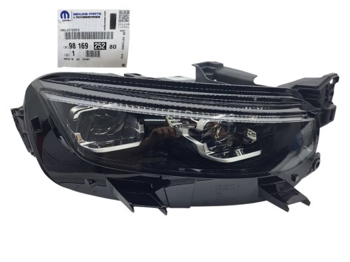 Reflector derecho 9816925280 Citroën C5 Aircross Original