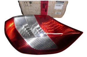Luz trasera derecha 8200493375 Renault Scenic II Original Nueva
