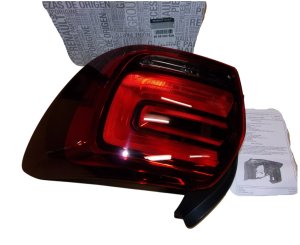 Luz trasera derecha 265505392R Renault Thalia III Original Nueva