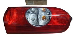 Luz trasera derecha 8200171478 Renault Master II 2003-2009 Original Nueva