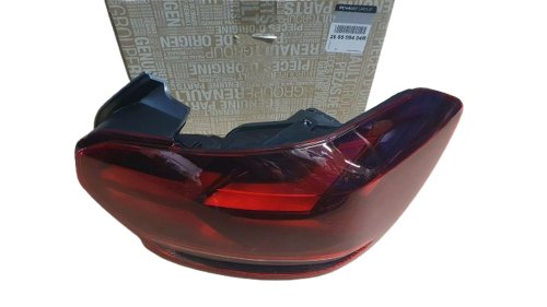 Luz trasera derecha 265509404R Dacia Logan III Original Nueva