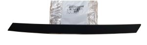Moldura de la puerta delantera derecha 9674074980 Peugeot 2008 Nueva Original