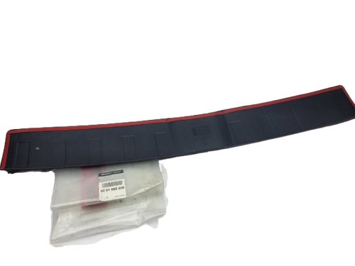 Moldura del parachoques trasero 8201665800 Dacia Sandero II Original Nueva