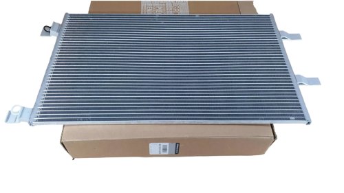 Condensador de aire acondicionado 921001397R Renault Kangoo II Original Nuevo