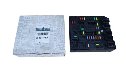 Caja de fusibles 284B63080R Renault Fluence Original Nueva